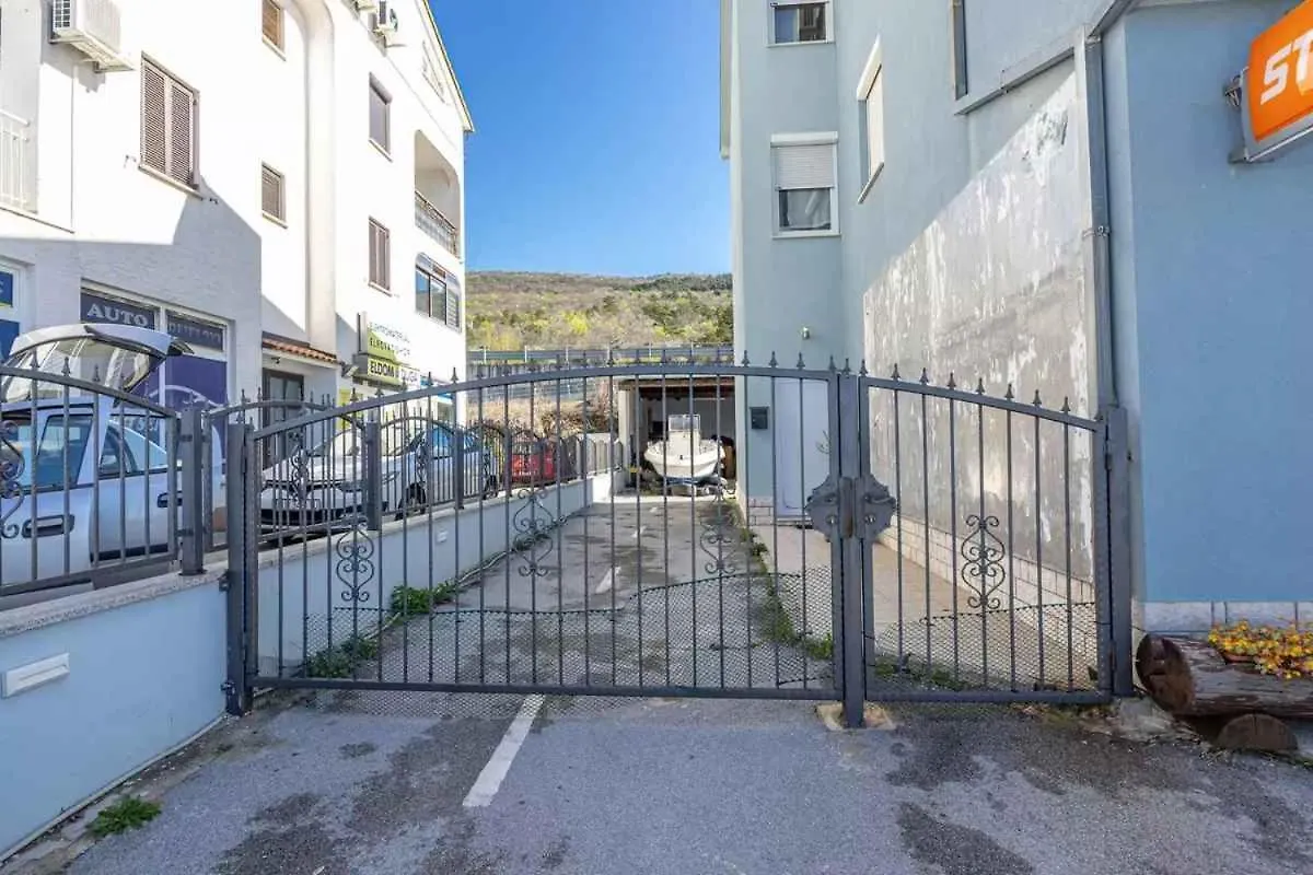 Apartment in Crikvenica 14225